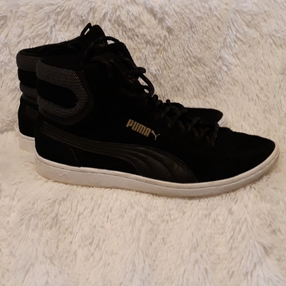 Puma Sneakers